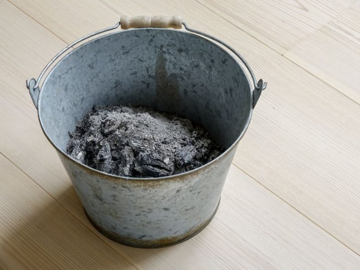 Can You Vacuum Fireplace Ashes (Which Vacuum Do You Need)? Fireplace Tips